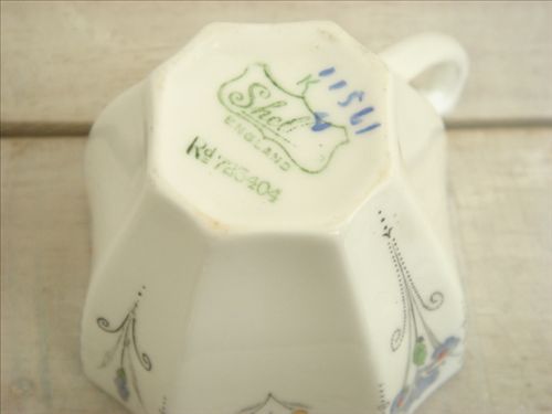 【入手困難】シェリーカップ デミタス 訳あり｜アンティーク食器｜Shelley シェリー｜Dainty White